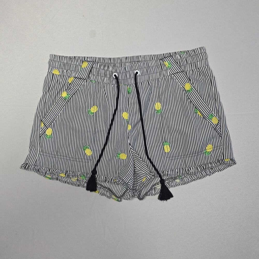 Jolt black-and-white striped shorts Size M